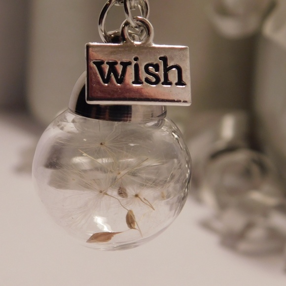 SHEIN Jewelry - * DANDELION NECKLACE *